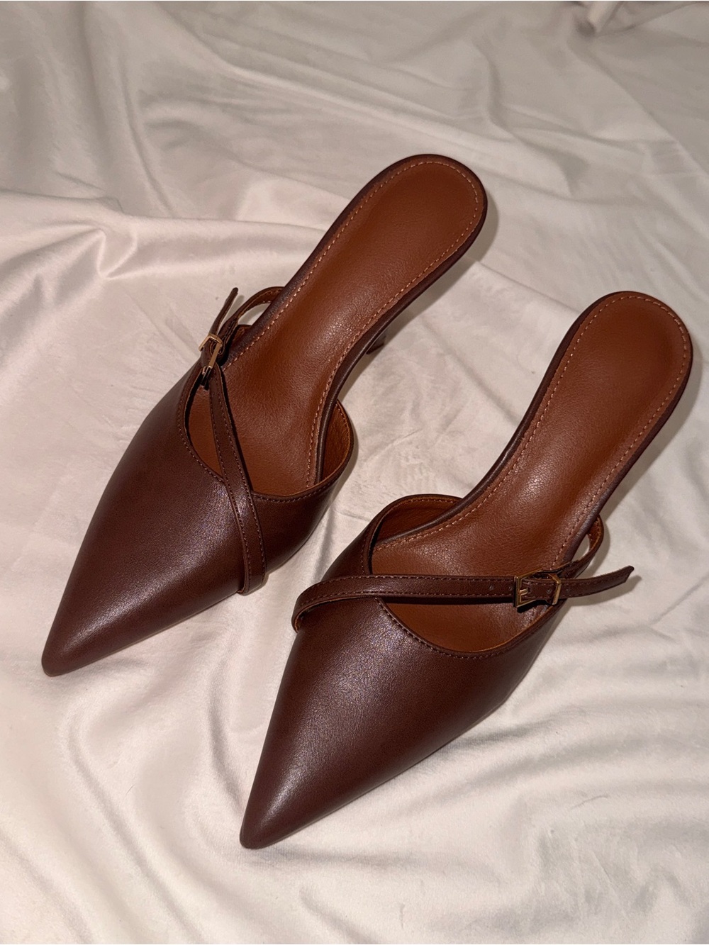 Brown Pointed Toe Buckle Strap Mule Heels 7.5 - Picture 5 of 5